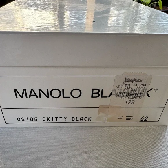 NEW Dressy Rare Size 42 / 12 MANOLO BLAHNIK Black Patent Leather Strappy Sandal
